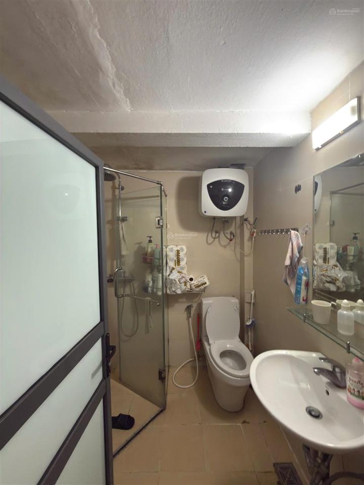 Chính chủ bán nhà nguyên căn diện tích 44,3m² sổ đỏ trên 48m² sử dụng tại phường khương trung