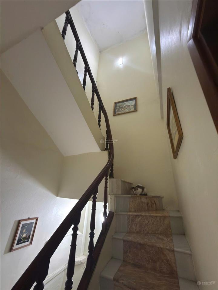 Chính chủ bán nhà nguyên căn diện tích 44,3m² sổ đỏ trên 48m² sử dụng tại phường khương trung
