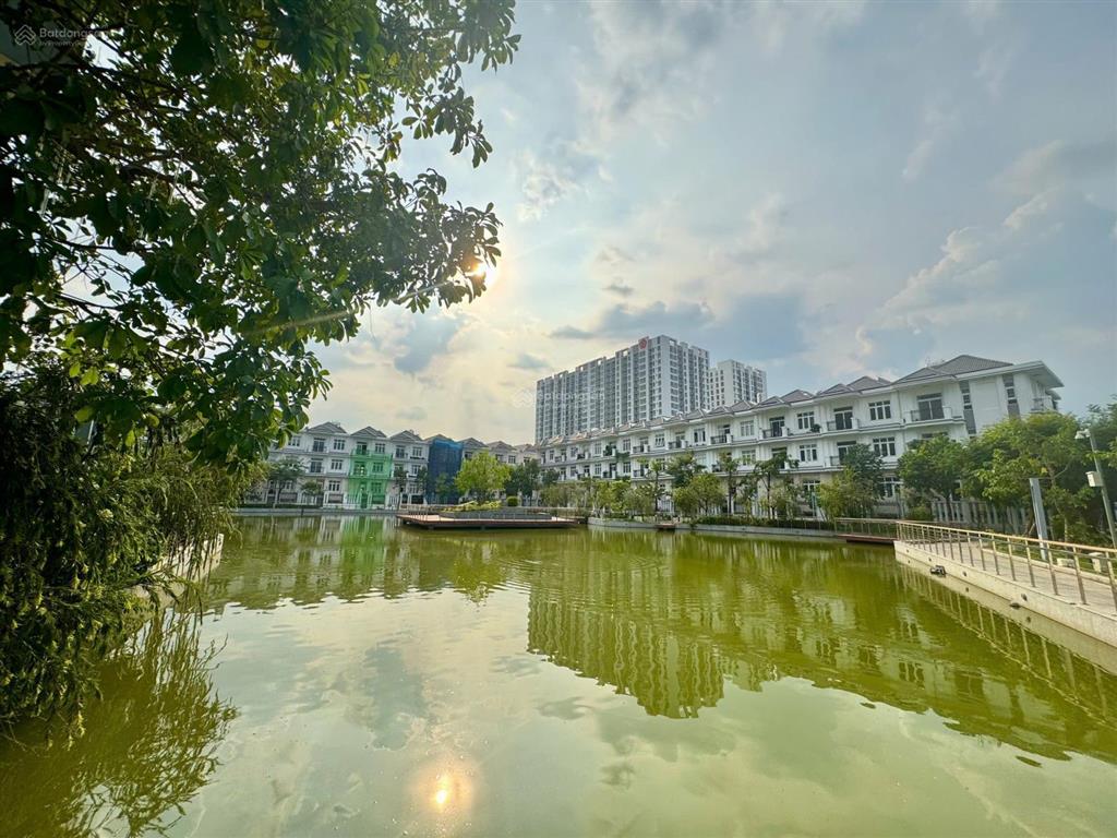 Chỉ 2.9 tỷ/căn the peak garden quận 7  ngay ga metro  cách pmh chỉ 500m.  tươi 0932 161 ***