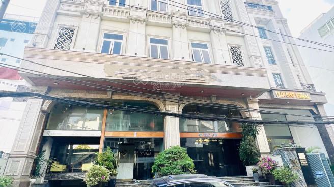 Bán 800m2 đất có nhà 2mt  hẻm nguyễn hữu cảnh  dt 17x48m  hđt 220tr ctxd hầm 7 lầu