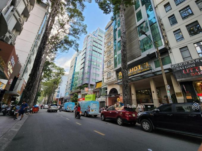 Siêu vị trí ! khách sạn góc 2mt bùi thị xuân, quận 1 (8 x 24m) 7 tầng, hđt 365tr/tháng, giá 140 tỷ
