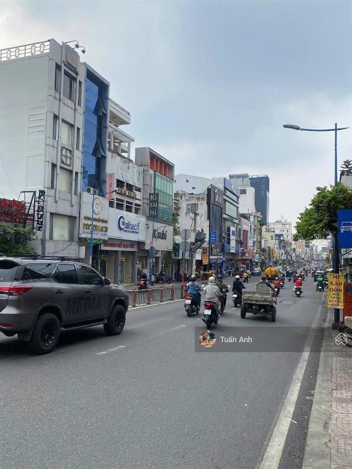 Bán building góc 2mt nam kỳ khởi nghĩa, q3  dt 15x22m, h + 8 tầng hđt 450tr/tháng, giá tốt 165 tỷ