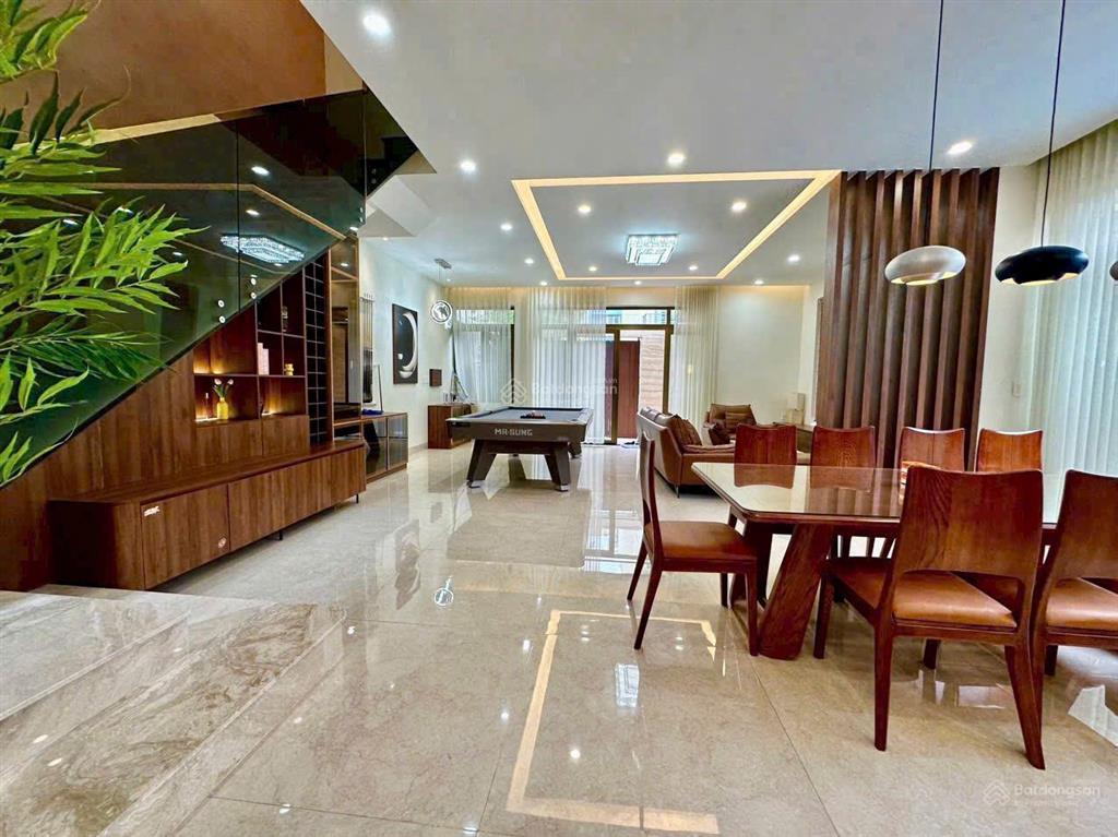 Bán biệt thự mặt tiền đường 31c, an phú dt 11x20m 3tầng + hồ bơi, hđt 100tr, gía 55 tỷ