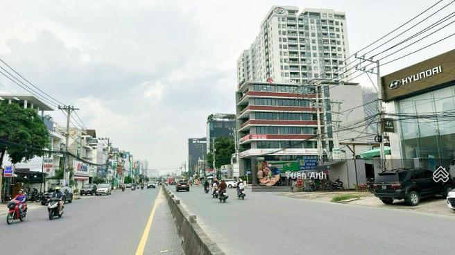 Bán nhà góc 2 mt nguyễn cơ thạch quận 2 khu biệt thự sala, dt sàn 700m2, hđ 250tr/th, giá 140 tỷ