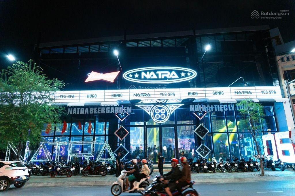 Bán 1988.8m2 đất full thổ + nhà mt lê trọng tấn, tân phú dt 30x60m hđt 350tr/tháng, gía tốt 135 tỷ