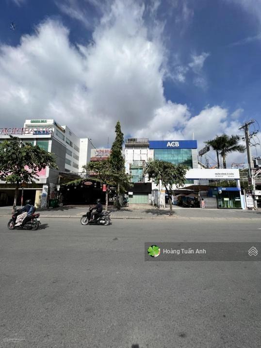 Bán khuôn đất mt ngang lớn lương định của  q2 dt 22x30mctxd hầm+8tầnggía tốt 90 tỷ