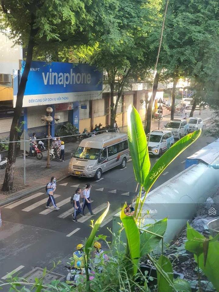 Biệt thự sang trọng 2 mt nguyễn văn thủ, đakao, q1 (15x16m) cn 190.6m2, full nội thất, giá 54 tỷ tl