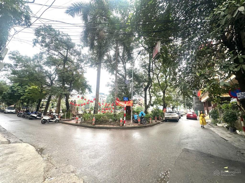 Chùa láng  55m2  26,8 tỷ  mt4,8  ô tô tránh  30m ra hồ chùa láng  gần 4 trường đh