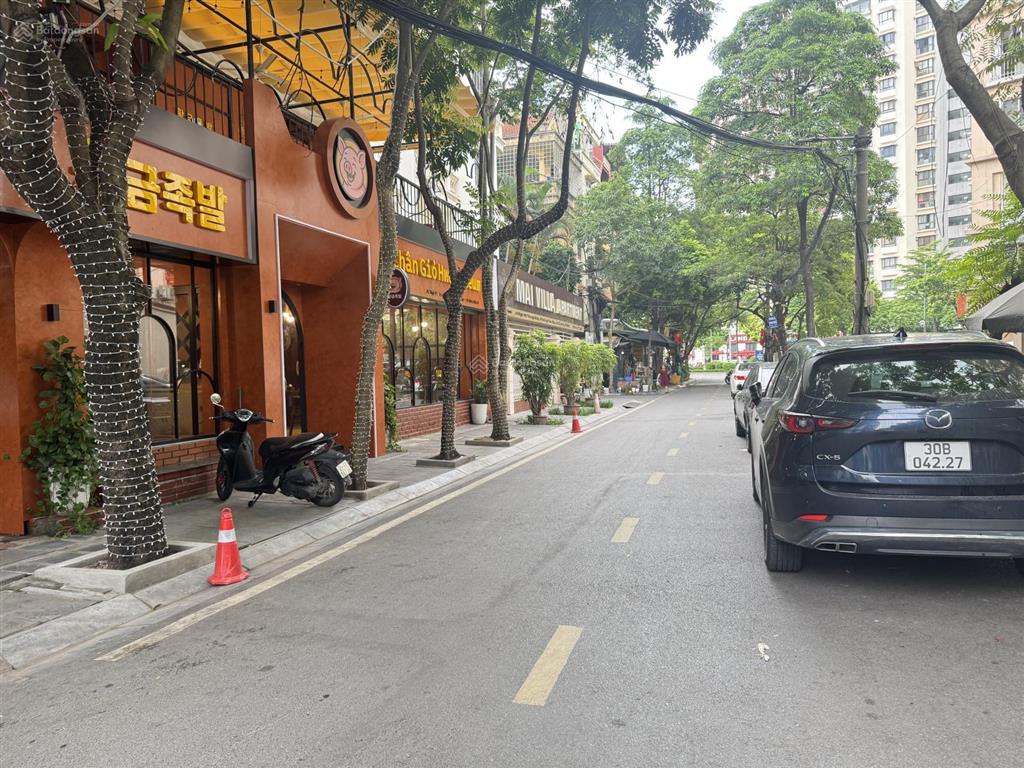 Nguyễn khánh toàn  34 tỷ  90m2/mt6m/5tầng  vỉa hè ô tô tránh  2 thoáng vĩnh viễn thông số vàng