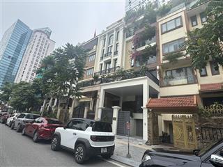Đốc ngữ  80m2/35,5 tỷ  7 tầng thang máy  2 xe 16 chỗ tránh nhau  2 thoáng phân lô đẹp cực phẩm