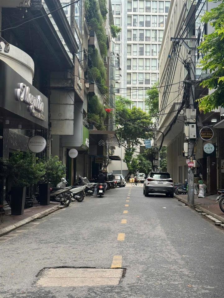Ngõ 131 thái hà  75m2/35tỷ  7 tầng thang máy  mt5.5m  vỉa hè ô tô tránh  kinh doanh ngày đêm