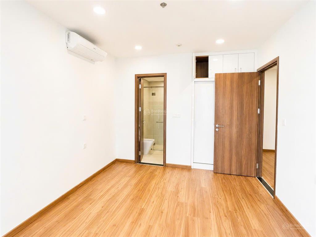 Chính chủ nhà cần bán gấp căn 2pn 2wc 68m2 view nội khu công viên giá chỉ 5,6 tỷ