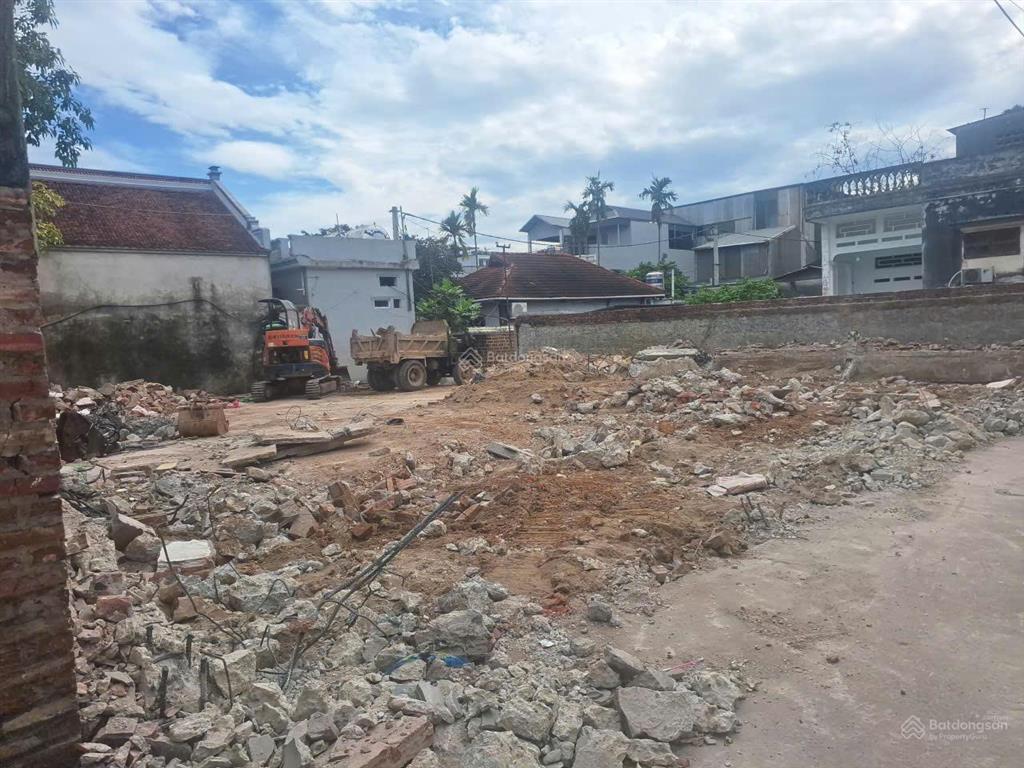 Đất làng nghề phùng xá, thạch thất, 90m² chỉ 3,5 tỷ, ngõ thông.  0917 891 ***