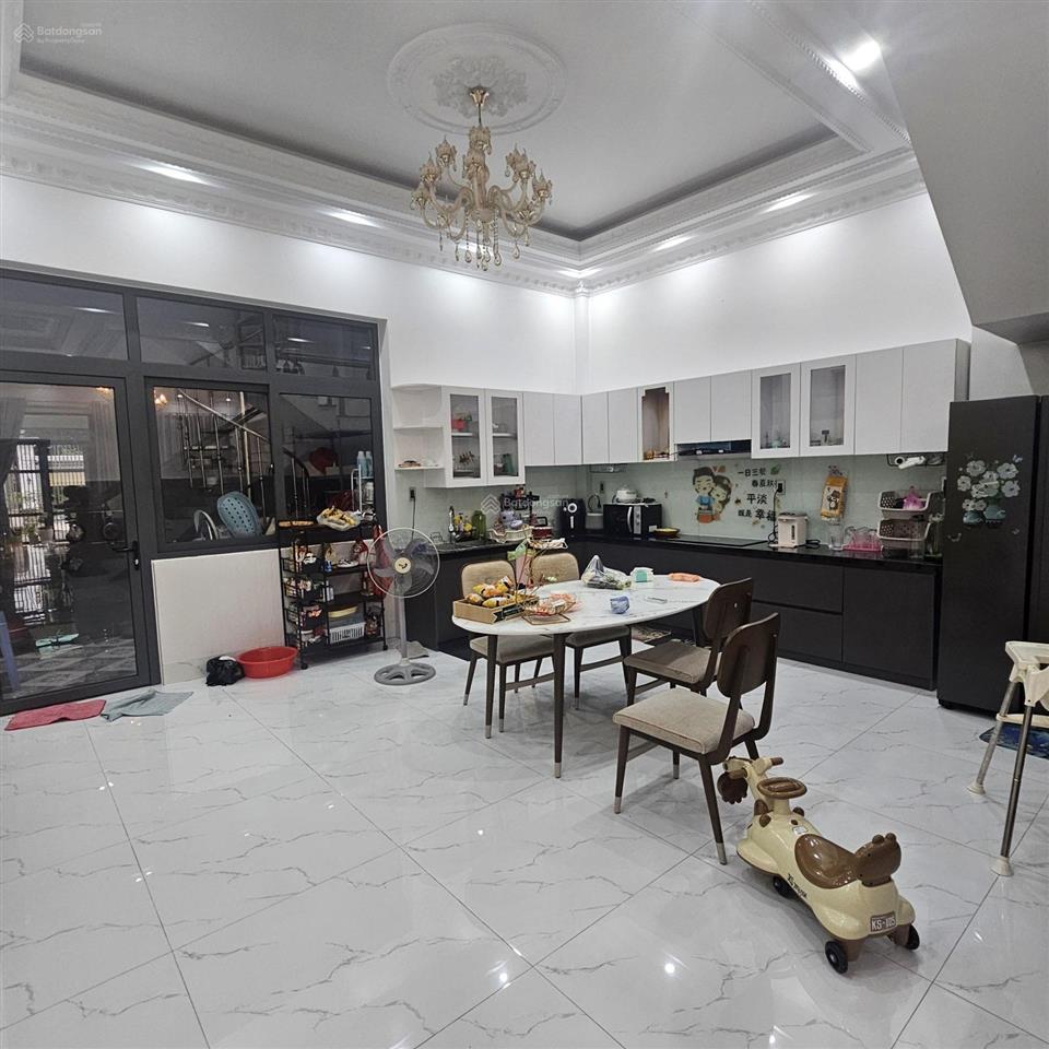 Bán nhà riêng tại số 15, số 6, tiến thành, 3,8 tỷ, 120m2, 5 tầng có thể kd khách sạn