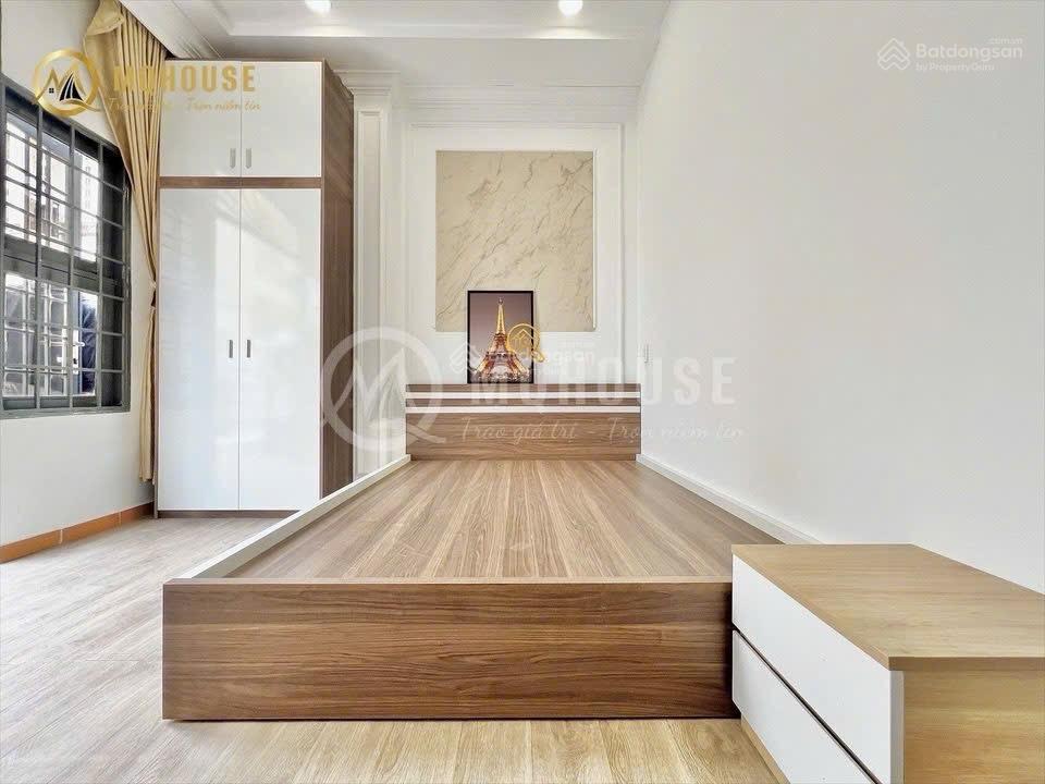 Cho thuê căn hộ 1 phòng ngủ, full nội thất, bancony, máy giặt riêng gần công viên gia định