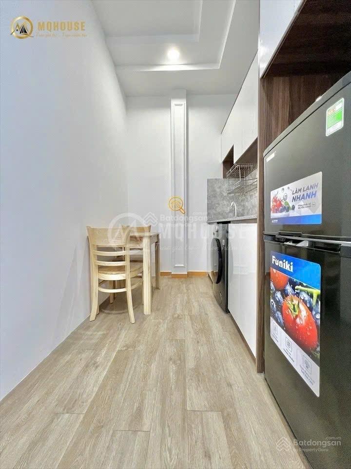 Cho thuê căn hộ 1 phòng ngủ, full nội thất, bancony, máy giặt riêng gần công viên gia định