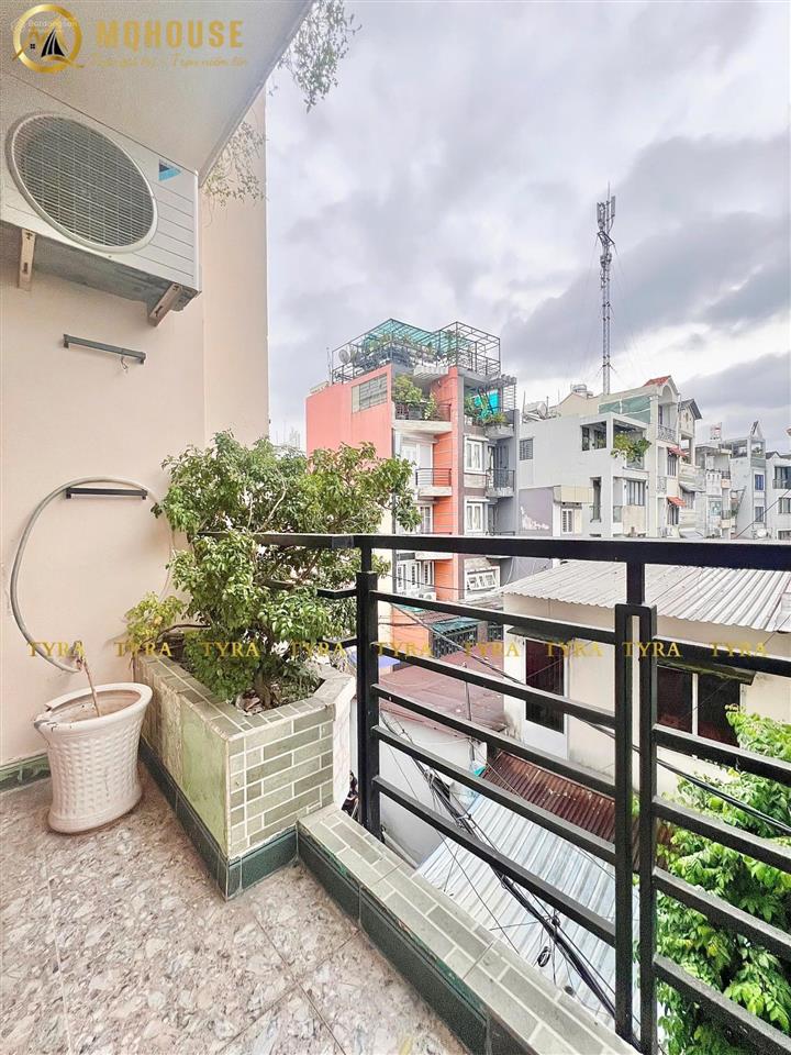 Cho thuê căn hộ mini dạng studio, full nội thất, bancony đầy đủ tiện nghi tại phú nhuận