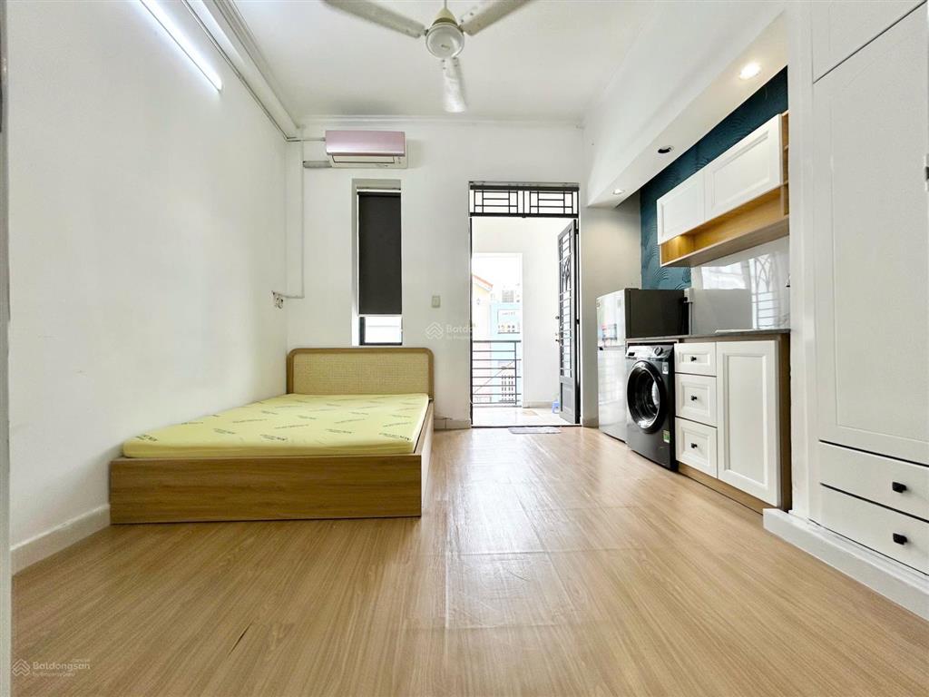 Cho thuê căn hộ studio  full nội thất, máy giặt riêng, bancony tại phan xích long  phú nhuận