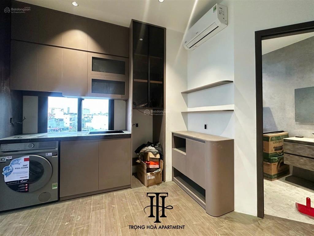 Căn hộ full nội thất sang trọng, thang máy, hầm xe, đầy đủ tiện nghi tại bình thạnh