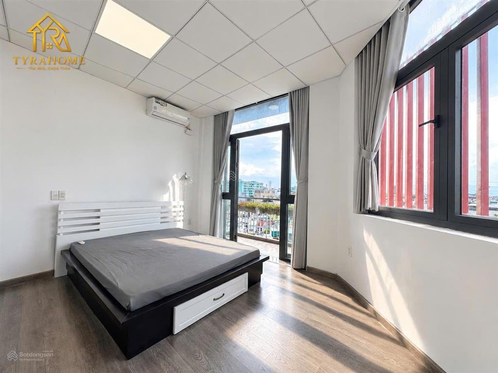 Cho thuê chdv 1 phòng ngủ  thang máy  full nội thất tại bình thạnh