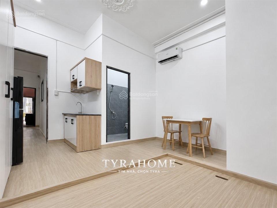 Cho thuê chdv 2pn  2wc  full nội thất ban công tại đường nguyễn văn đậu  bình thạnh