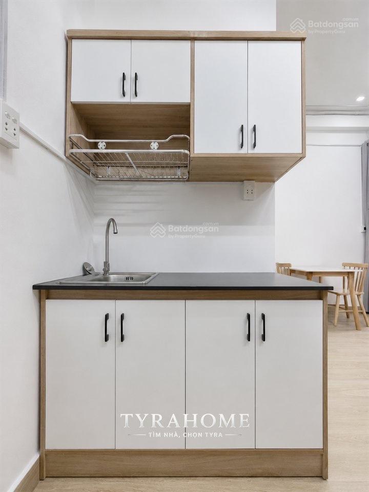 Cho thuê chdv 2pn  2wc  full nội thất ban công tại đường nguyễn văn đậu  bình thạnh
