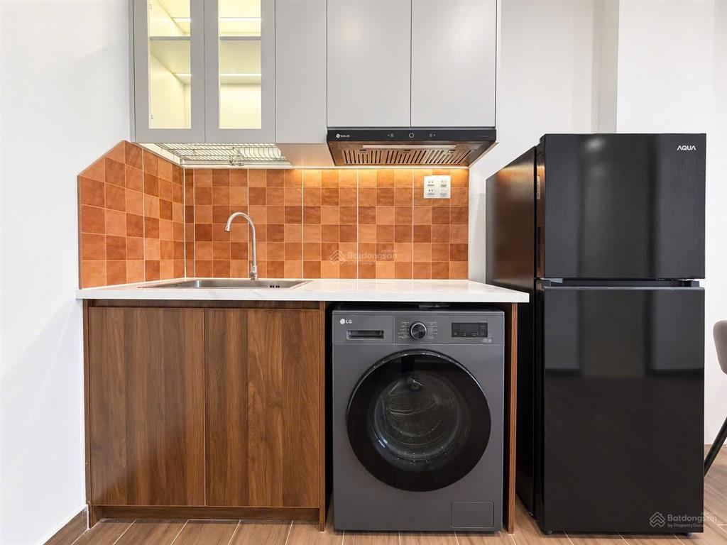 Hệ thống chdv cao cấp mới 100%  thang máy  full nội thất  đầy đủ tiện nghi giá chỉ 11,5 triệu