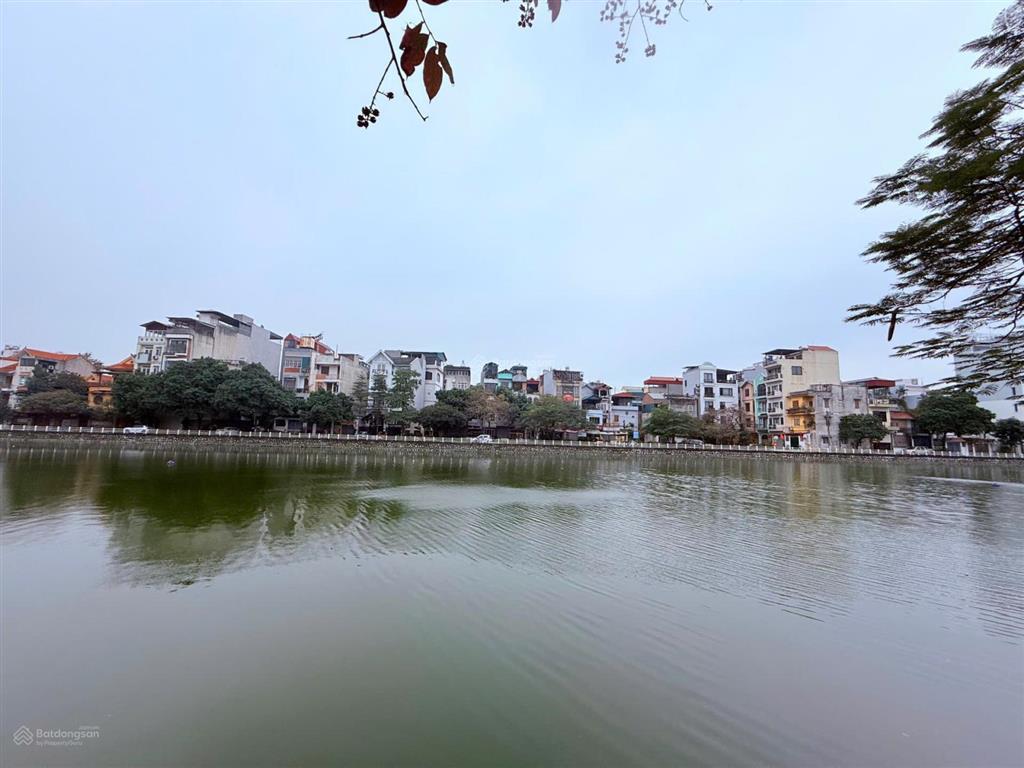 Đất nở hậu  lô góc thoáng  cách hồ bồ đề 100m