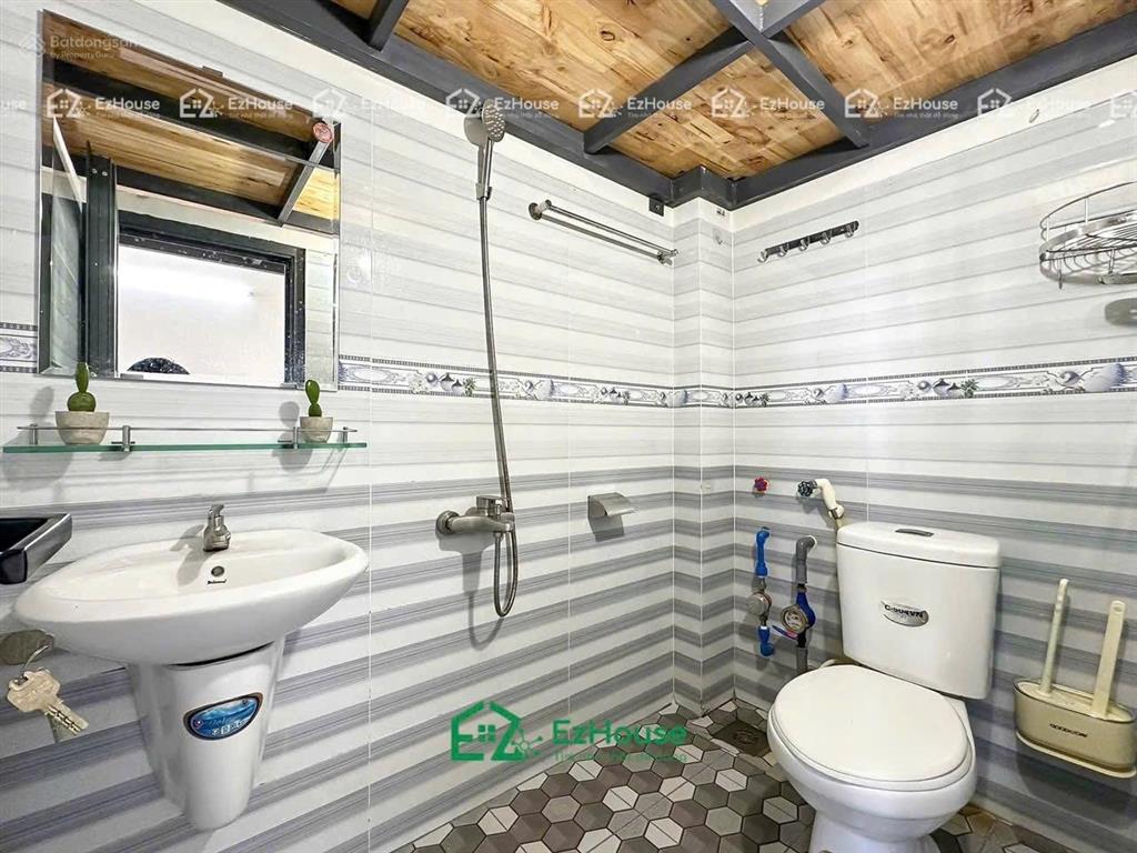 Duplex có ban công  thang máy  bảo vệ gần ngã tư bốn xã  đầm sen  đh văn hiến  đh hồng bàng
