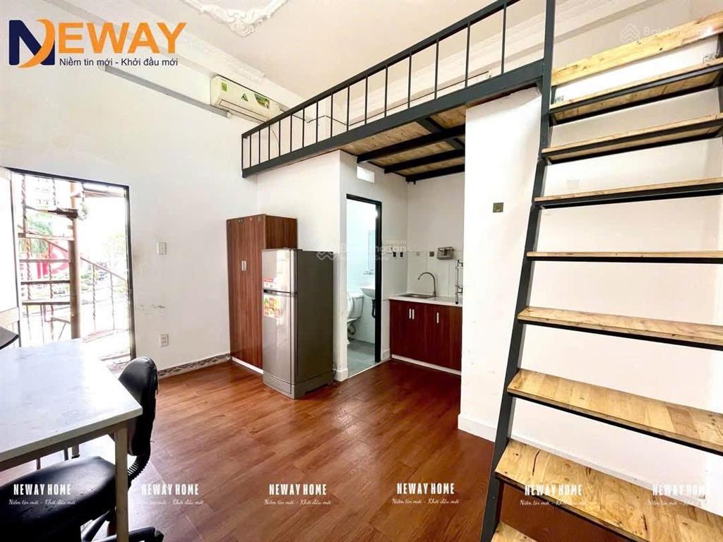 Duplex đầy đủ nội thất có ban công không tính phí xe gần đại học văn hiến  tân bình gần trung tâm