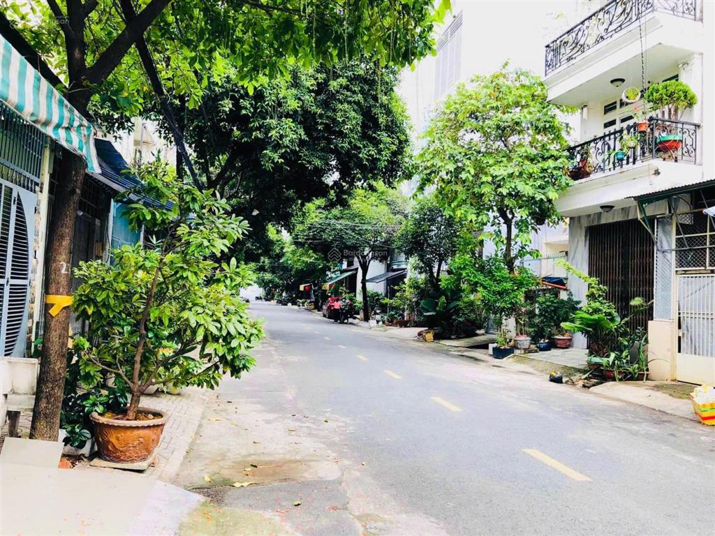 Bán nhà mt phường tân thành  tân phú, dt 4,1m x 22,5m  cấp 4. giá 9,9 tỷ thương lượng