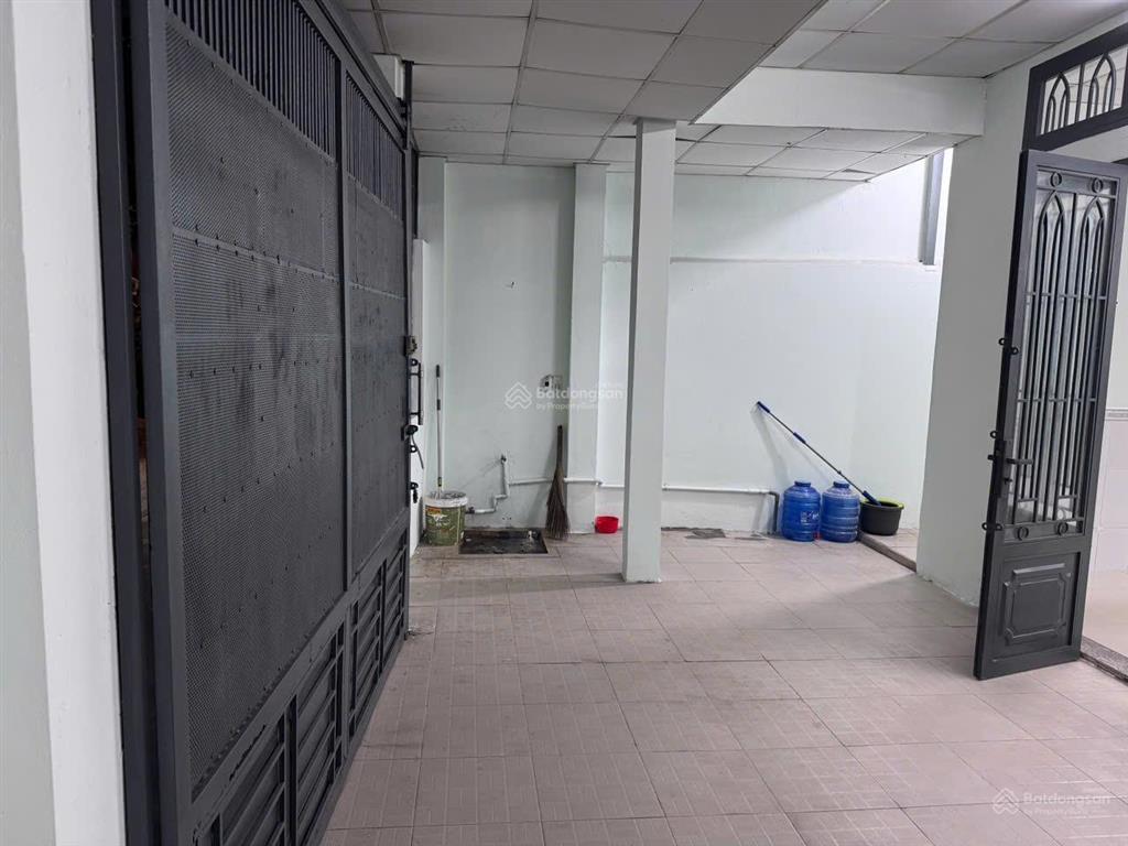 Cho thuê nhà đường liên khu 89, p. bình hưng hoà, dt lớn 7.5m x 14m. giá 11.5 triệu còn tl