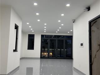 Cho thuê mặt bằng tầng trệt + 1 lầu mt độc lập  tân phú, dt 6.3m x 16m. giá 40 triệu/tháng