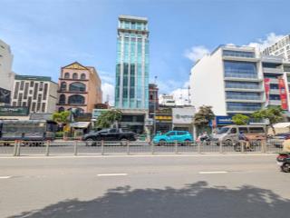 Bán building 2 mặt tiền 123 cộng hoà (dt 10x30m  2 hầm 11 tầng) hđ 500 tr/th. giá 165 tỷ