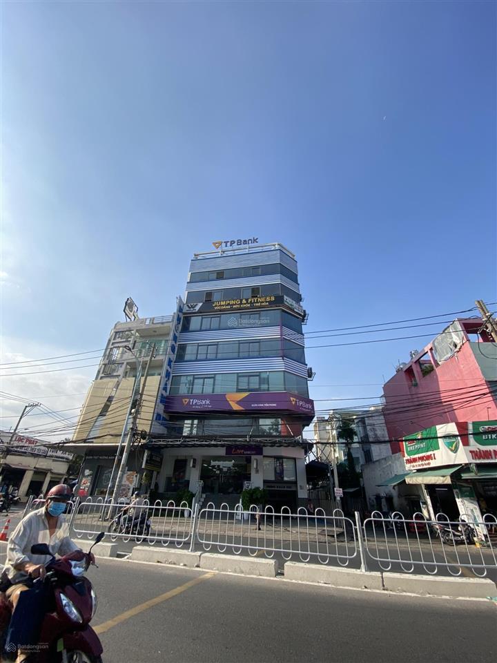 Building hầm 7 tầng mặt tiền lê văn quới (dt 13,2m x 25m) hđ thuê 300 triệu/tháng, giá chỉ 79 tỷ