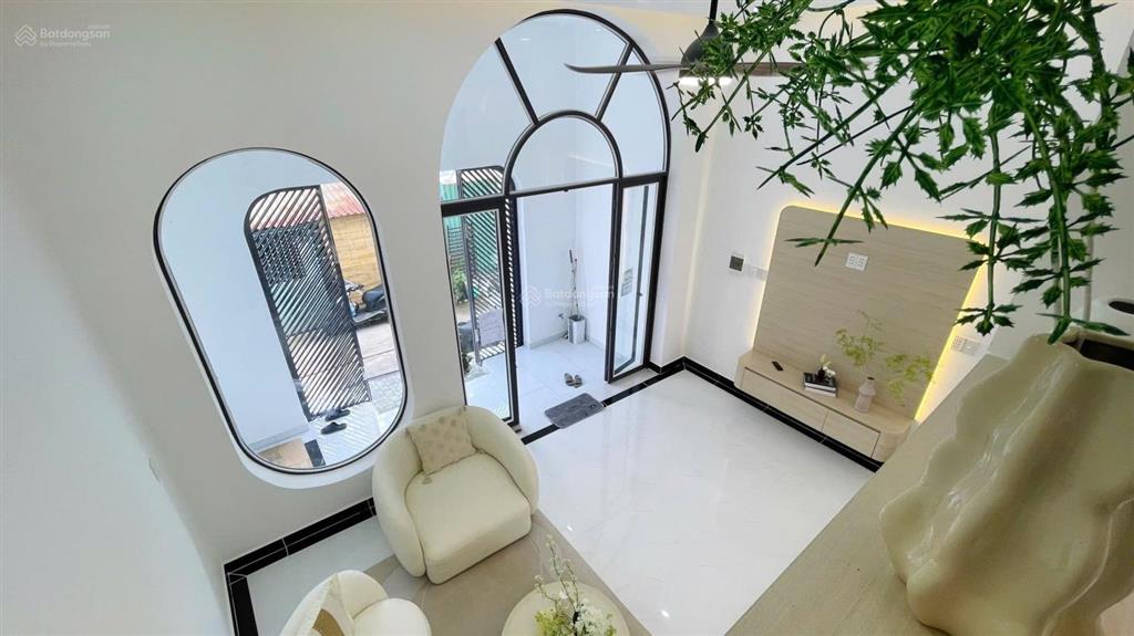 Đi định cư bán nhà quận bình tân, đường hồ học lãm, nhà 2 tầng 66m hẻm xe hơi