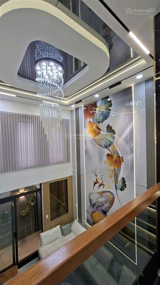Nhà 5 tầng full nội thất cao cấp, gần aeon bình tân
