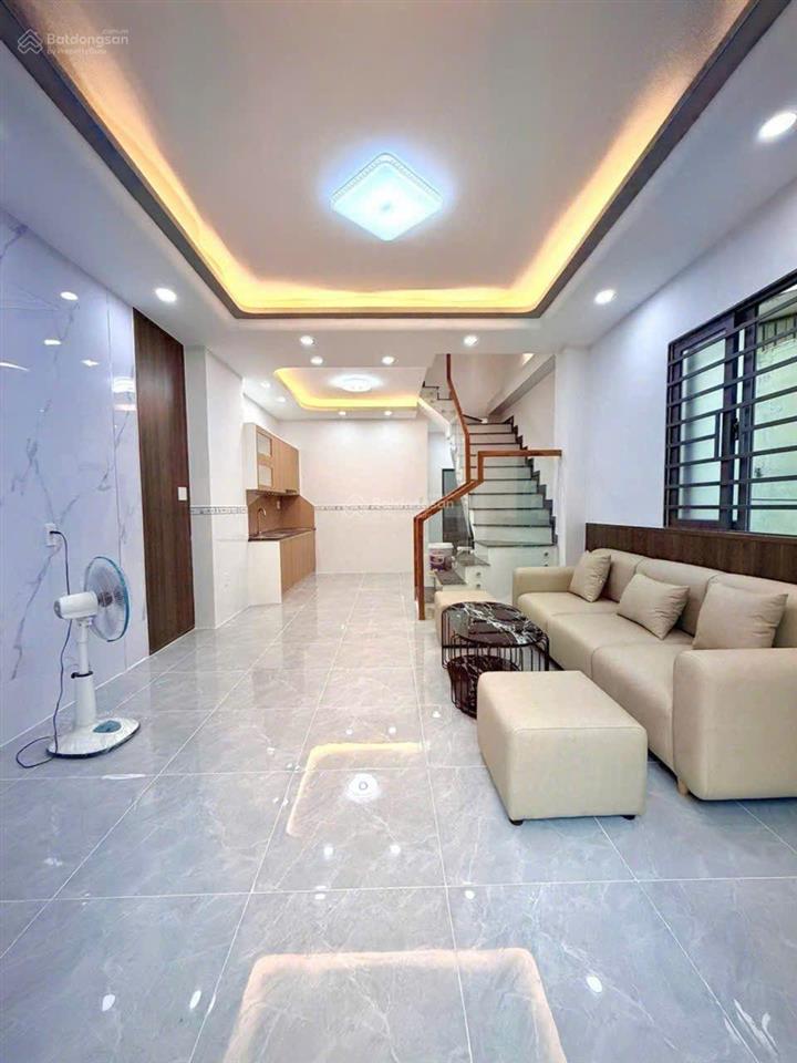 Nhà tỉnh lộ 10 gần chợ phú lâm 54m²  3pn