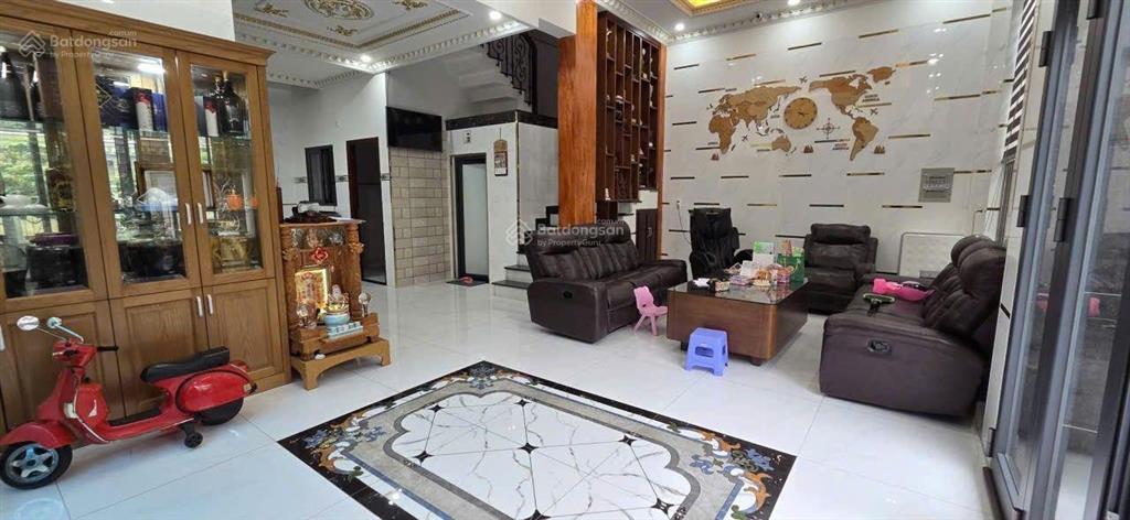 Biệt thự 4 tầng 168m² lê văn quới gần ngay 4 xã giáp tân phú