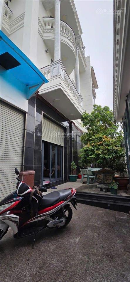 Biệt thự 4 tầng 168m² lê văn quới gần ngay 4 xã giáp tân phú