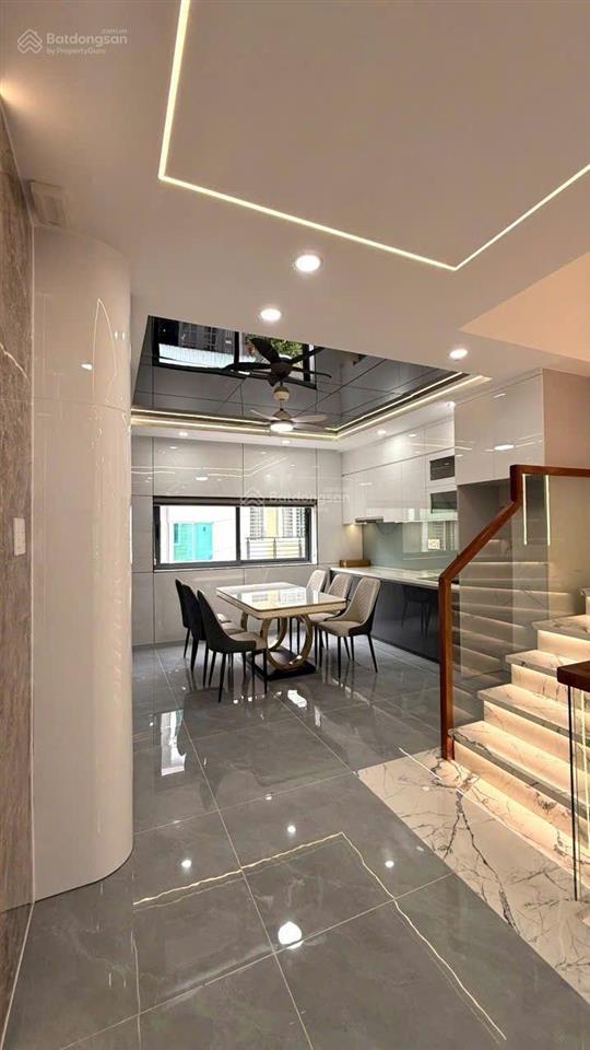 Nhà 4 tầng full nội thất đường tỉnh lộ 10, hẻm 8m có lề