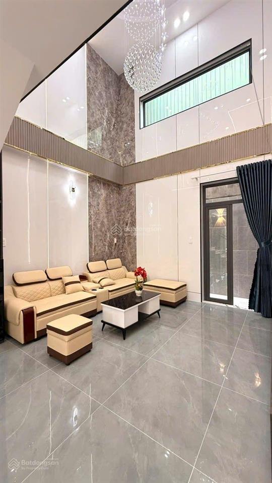 Nhà 4 tầng full nội thất đường tỉnh lộ 10, hẻm 8m có lề
