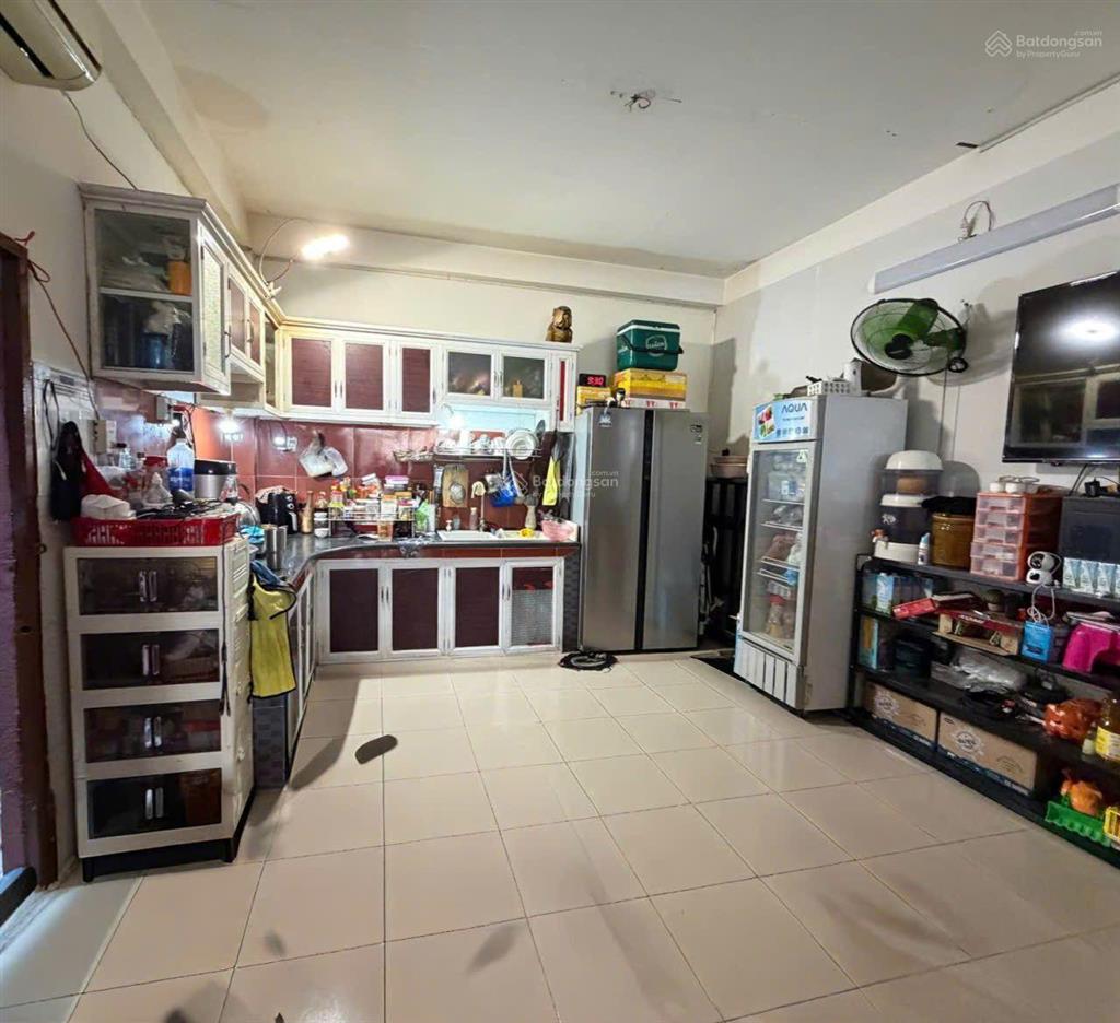 Nhà 3 tầng hương lộ 2 gần 4 xã hẻm xe tải 60m² chỉ 5 tỷ 6