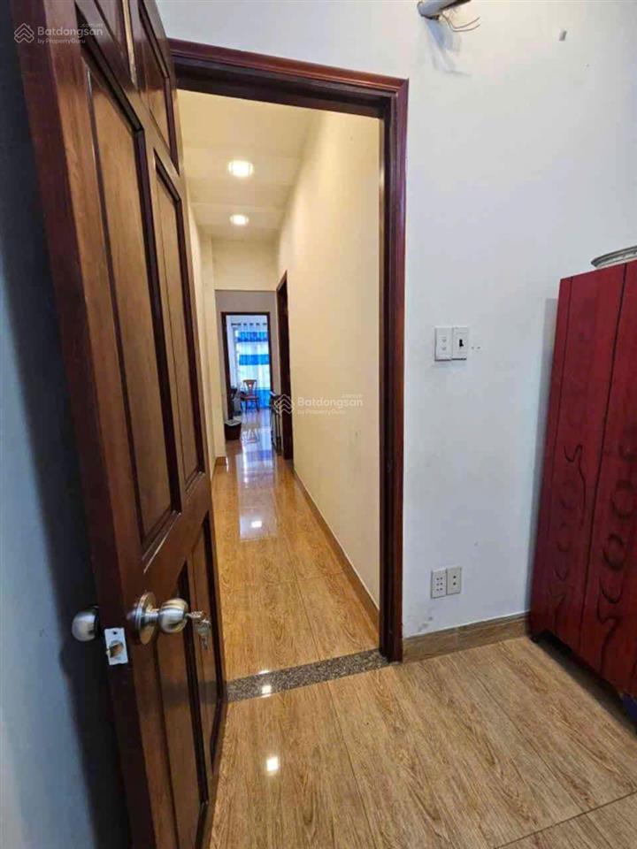 Bán nhà tỉnh lộ 10 tân tạo hẻm ôtô khu dân trí