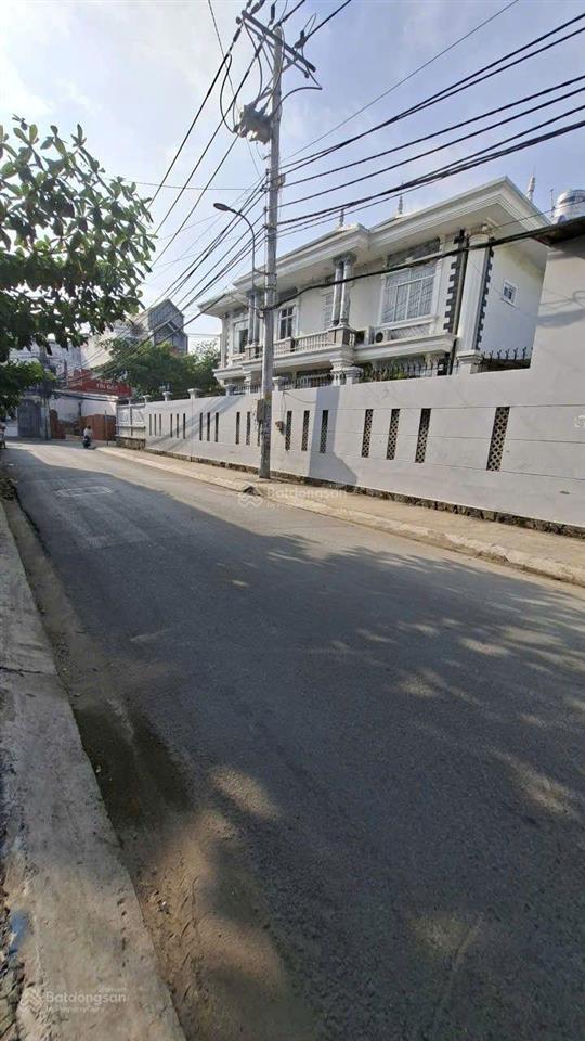 Cần bán gấp lô đất bình tân  165m2 full thổ cư đường nhựa 10m thông thoáng