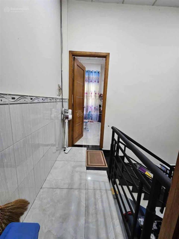 Bán nhà lê văn quới vừa ở vừa kinh doanh