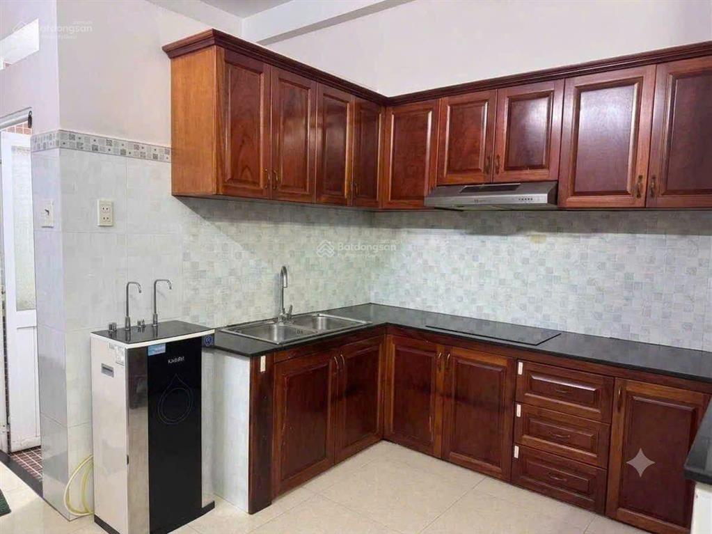 Nhà đẹp 3 tầng khu vip gò xoài  vị trí cực đẹp gần mt đường gần chợ