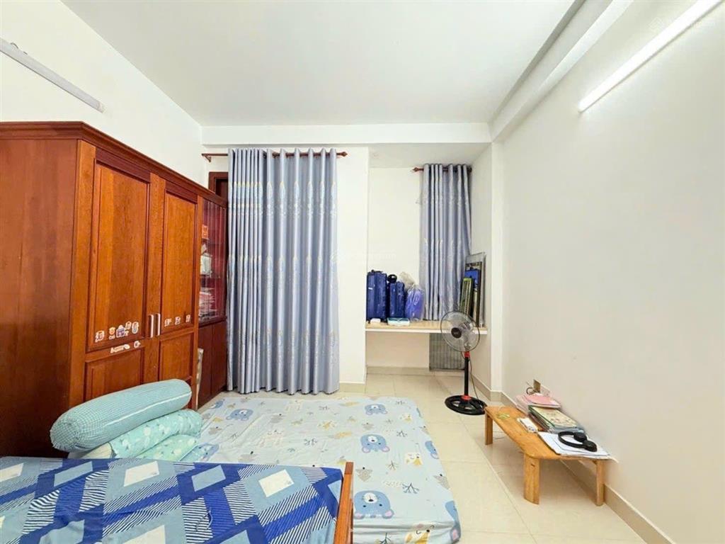 Cần bán gấp nhà chính chủ 3 tầng 60m2 gần chợ gò xoài giáp tân phú