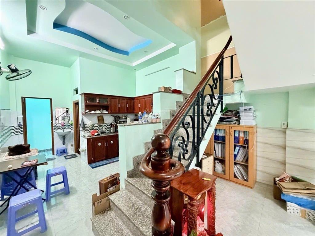 Nhà 3 tầng hẻm xe hơi 64m2 hương lộ 2 gần bệnh viện bình tân