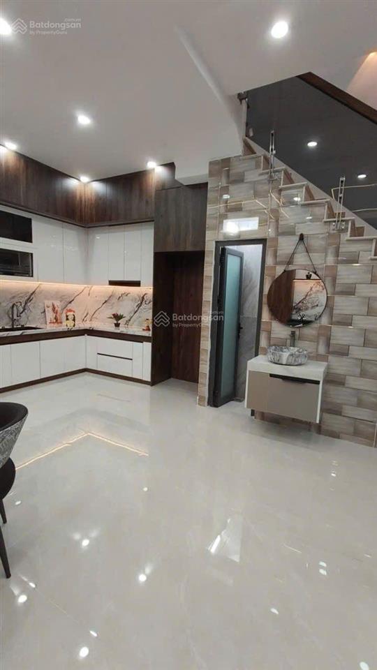 Bán gấp nhà 3 tầng thiết kế hiện đại full nội thất cao cấp 77m2 xe hơi vô nhà chỉ 7 tỷ